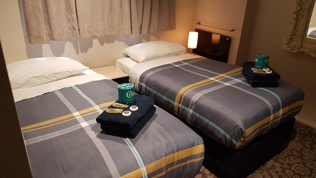 Empire Aparthotel
